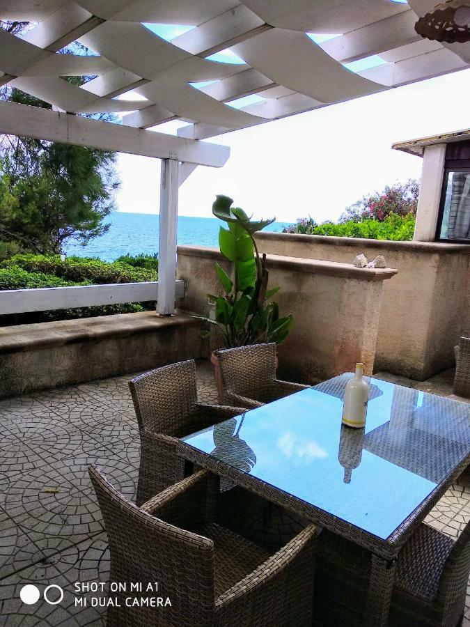 Il Trullo Villa Castro  ภายนอก รูปภาพ